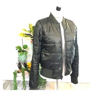 Reversible bomber jacket size 4